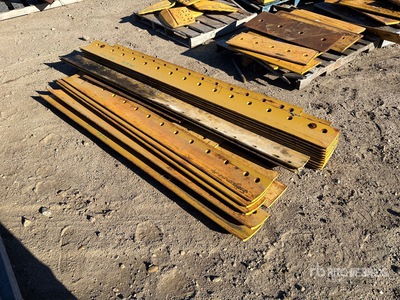 Quantity of Cutting Edges Pièces divers (Unused) - Fits Caterpillar Scraper