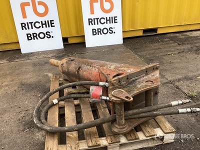 Hydraulic Breaker