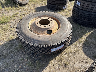 Quantity of (2) Roadx DT890 11R24.5 Tyres (Unused)