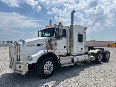2013 Kenworth T800 6x4 T/A Slaapcabine Trekker