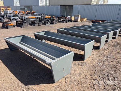Quantity of (7) 2025 Kit Containers CF-90-V2025 90 in Alimentador de ganado (Unused)