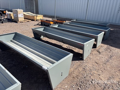 Quantity of (7) 2025 Kit Containers CF-90-V2025 90 in Alimentador de ganado (Unused)