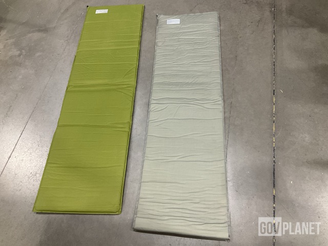 (102) Self-Inflating Sleeping Mats
