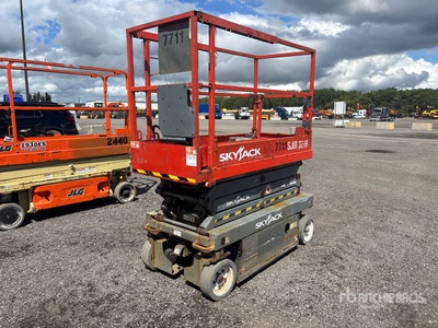 2015 Skyjack SJIII-3219 Electric Scissor Lift