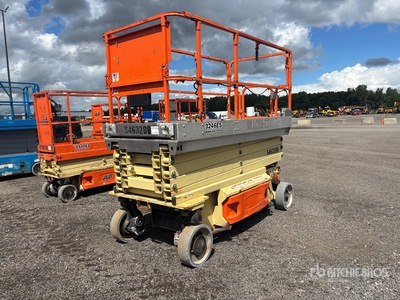 2015 JLG 3246ES Electric Scissor Lift