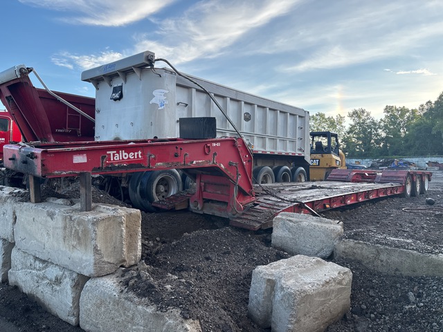 1996 Talbert Tri/A Removable Gooseneck Lowboy Trailer 1996 Talbert Tri/A Removable Gooseneck Lowboy Trailer