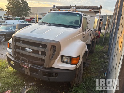 2008 Ford F-750 XL 4x2 شاحنة قلابة /محور واحد (Inoperable)