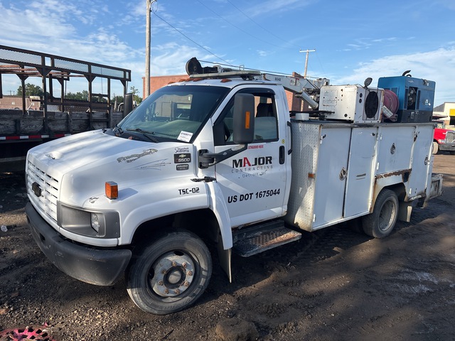 2004 Chevrolet C5500 4x2 Service Truck