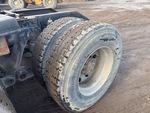4 Underbody - Truck with 
