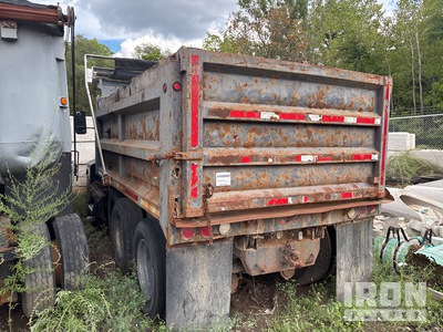 1991 Kenworth T600A 8x4 شاحنة قلابة /ثلاثة محاور (Inoperable)