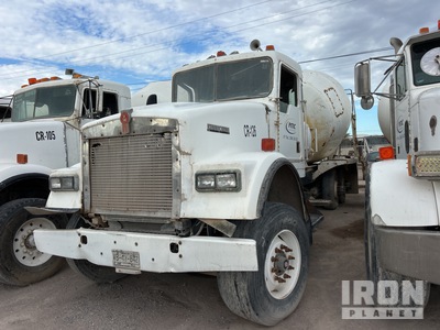 1999 Kenworth 6x4 Camion mélangeur (Inoperable)