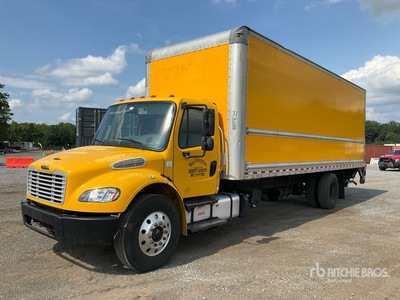 2016 Freightliner M2 106 4x2 Camion fourgon