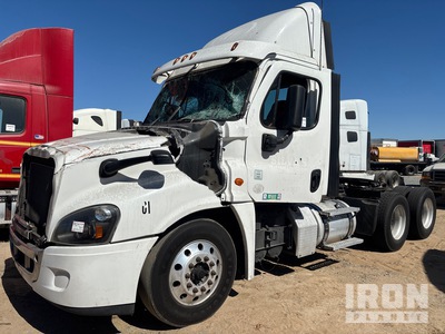 2017 Freightliner Cascadia 125 6x2 T/A Sleeper Truck Tractor