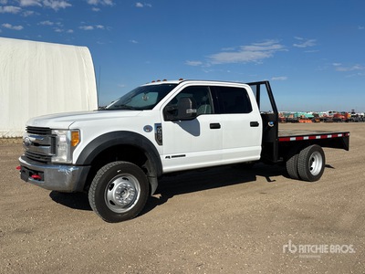 2017 Ford F-550 4x4 Crew Cab شاحنة مسطحة