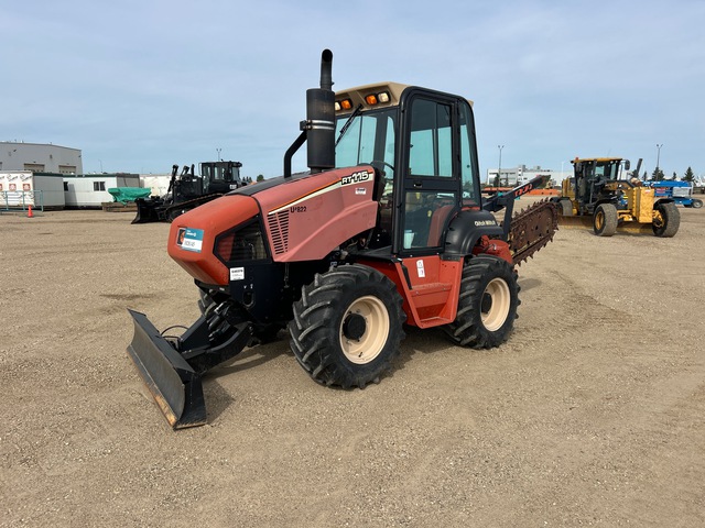 2008 Ditch Witch 4x4 Trencher