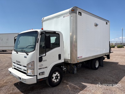 2014 Isuzu NPR 4x2 Van box Furgonetka