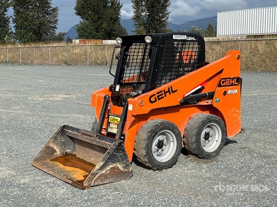 2021 Gehl R105 Mini pala