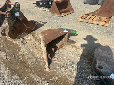 14 in Digging 12 In Bucket - Fits Cat