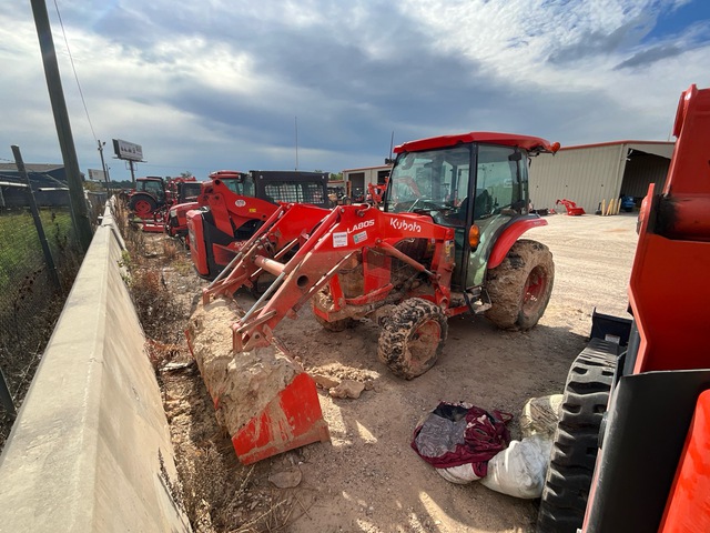 2025 Kubota L3560HSTC-LE 4WD Utility Tractor (Inoperable)