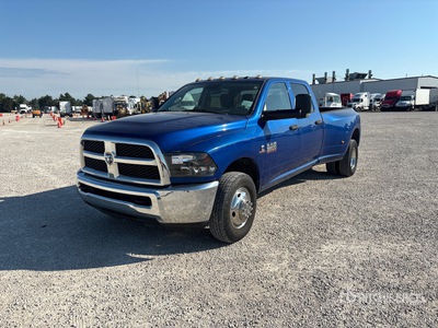 2017 Ram 3500 4x2 Crew Cab Pickup