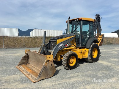 2011 John Deere 310SJ Graaflaadmachine