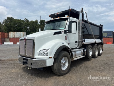 2025 Kenworth T880 8x4 を見 Dump Truck