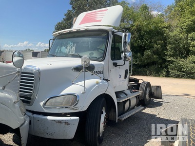 2015 Freightliner M2 112 4x2 S/A Day Cab Truck Tractor