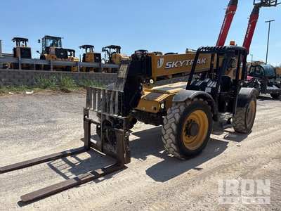 2019 JLG/SkyTrak 8042 Telehandler