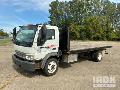 2006 International CF 600 4x2 Flatbed Truck