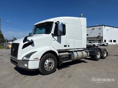 2020 Volvo VNR 6x4 T/A Sleeper Truck Tractor