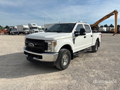 2018 Ford F-250 XL 4x4 Crew Cab Pickup