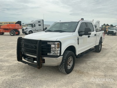 2019 Ford F-250 4x4 Crew Cab Pickup