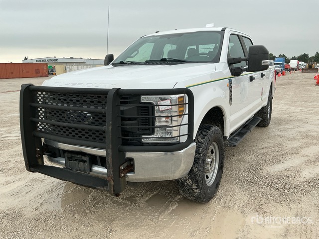 2019 Ford F-250 4x4 Crew Cab Pickup