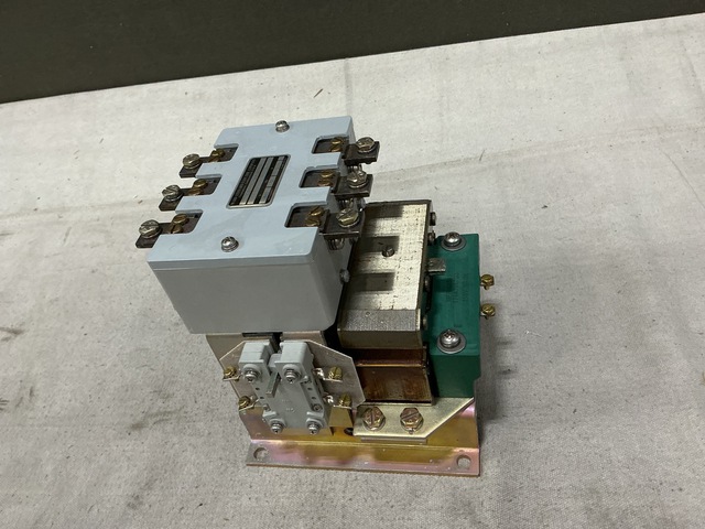 (2) Ward Leonard IC5181C103A3XAXX Electromagnetic Relays (2) Ward Leonard IC5181C103A3XAXX Electromagnetic Relays