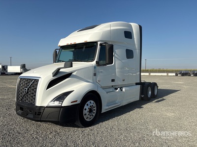 2019 Volvo VNL 6x4 T/A Sleeper Truck Tractor