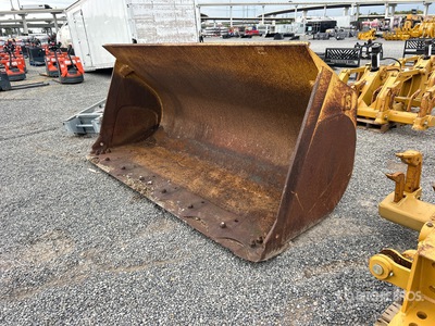Balderson 118 in General Purpose Wheel Loader Bucket - Fits Cat 966F, 966G