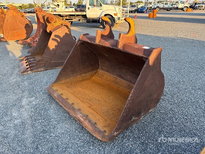 70 in Q/C Excavator Bucket - Fits Cat 330CL, 330DL