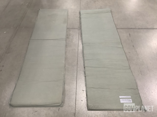 (67) Self-Inflating Sleeping Mats