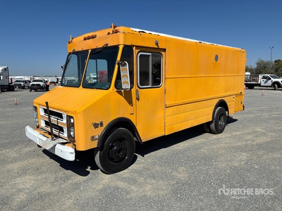 1988 GMC 3500 4x2 Step Van