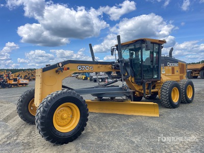 2017 John Deere 670G Niveleuse à moteur