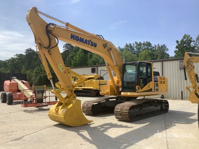 2017 Komatsu PC210LC-11 Tracked Excavator