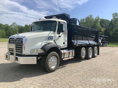 2013 Mack GU813 Granite Wywrotka Tri/A