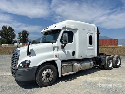 2018 Freightliner Cascadia 125 6x4 T/A Sleeper Truck Tractor
