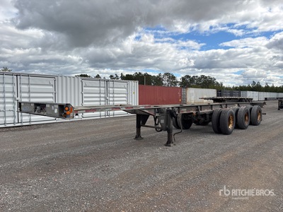 2017 ITD 53 ft Tri/A Extendable Container Trailer