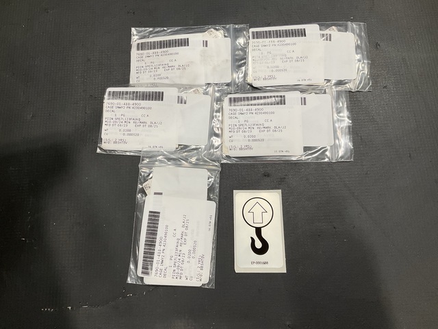 (813) Packages of Kalmar RT Center 4230490100 Decals