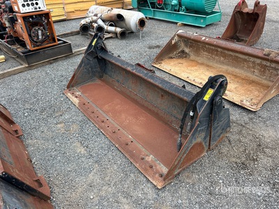80 in Multi-Purpose Skid Steer Bucket - Fits Cat 248