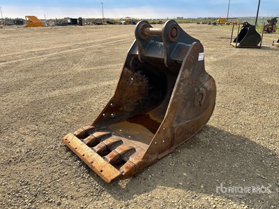 32 in Excavator Bucket