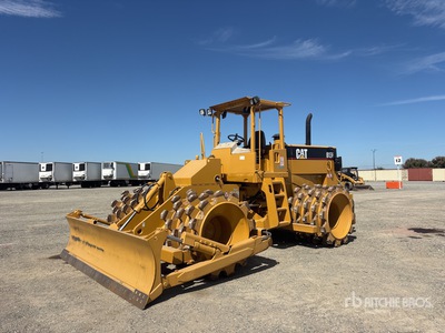 1997 Cat 815F Soil Compactor