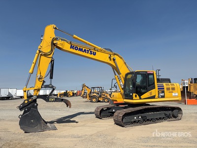 2024 Komatsu PC240-LC-11 油圧ショベル