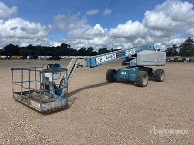 2012 Genie S-65 4WD Diesel ブームリフト (Inoperable)